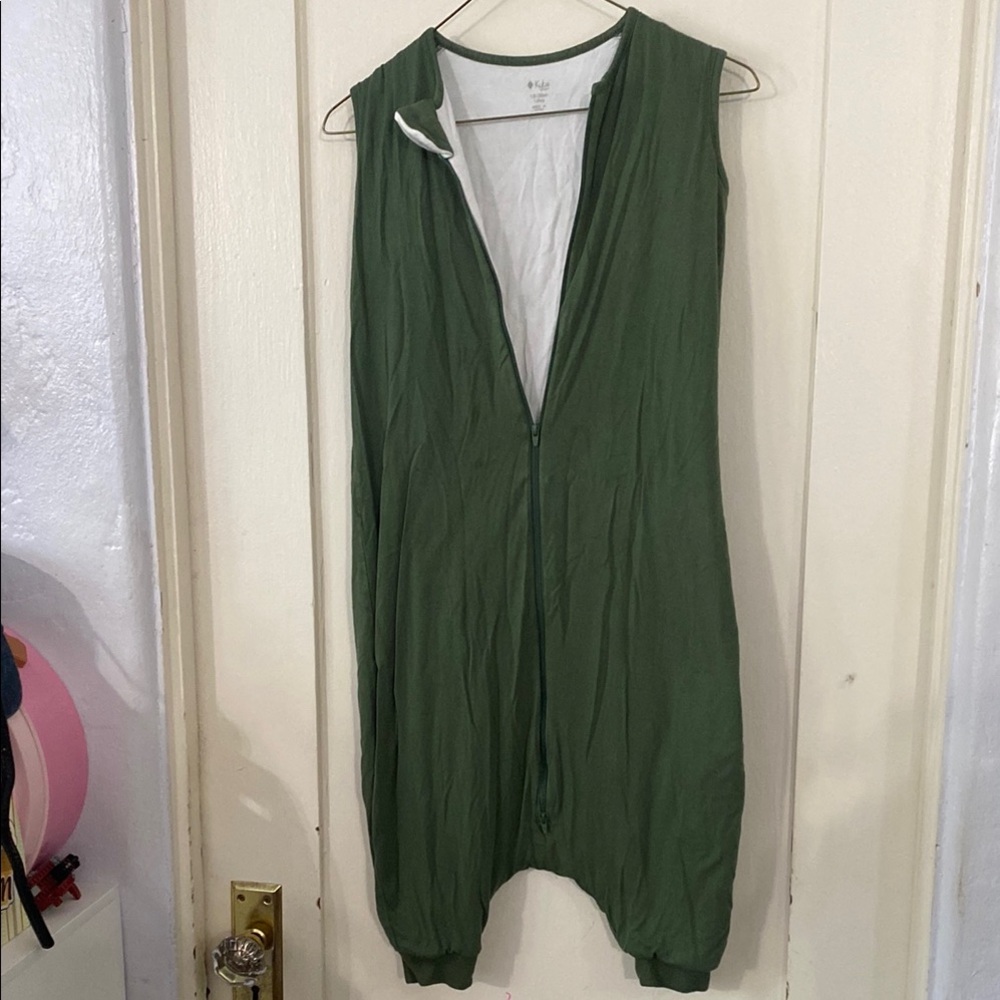 Kyte baby Green sleep jumpsuit